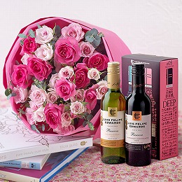 【日比谷花壇】ハーフボトルワイン（RICH & DEEP）とピンクのスプレーバラの花束